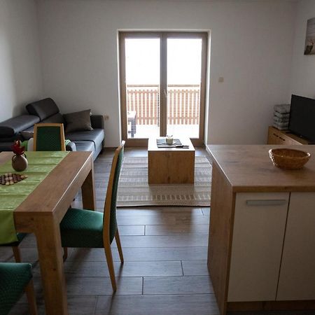 Apartmaji Hocka Koca Hocko Pohorje Ngoại thất bức ảnh